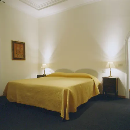La Maison Royale Bed & Breakfast 4*