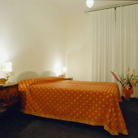 La Maison Royale