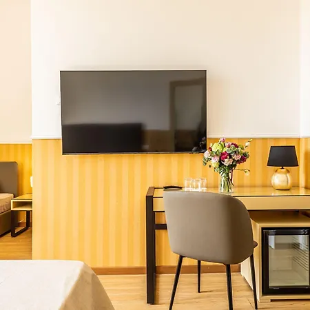 Bed & Breakfast La Maison Royale Rome