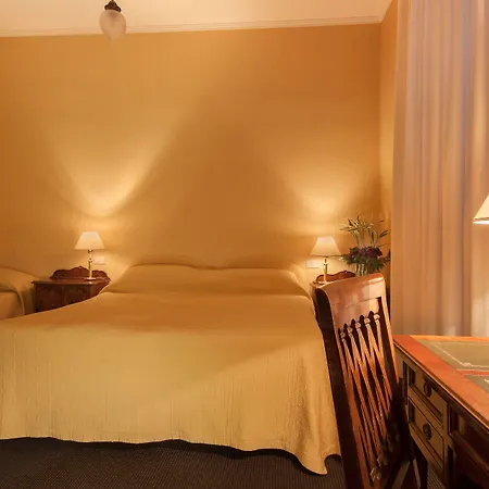 La Maison Royale Bed and Breakfast 3*