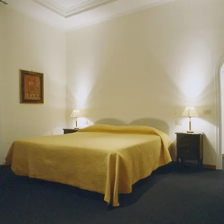 La Maison Royale Bed & Breakfast Roma